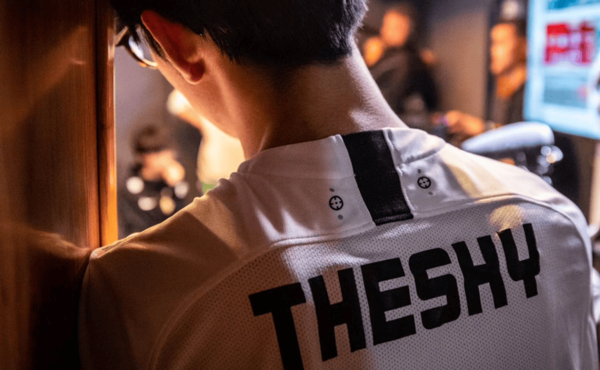 前锋角色演 前锋角色演